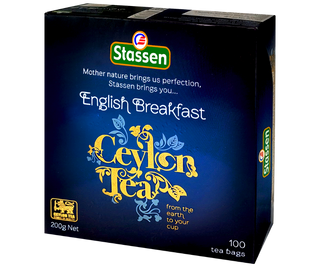 Stassen English Breakfast w niebieskim pudełku – ekspresowa herbata cejlońska bez dodatków.