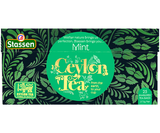 Stassen Mint Black Tea w pudełku z zielonym zdobieniem – ekspresowa herbata cejlońska z miętą.