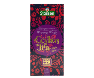 STASSEN Herbata - Forest Fruit Tea - ozdobne opakowanie z motywem owoców leśnych.